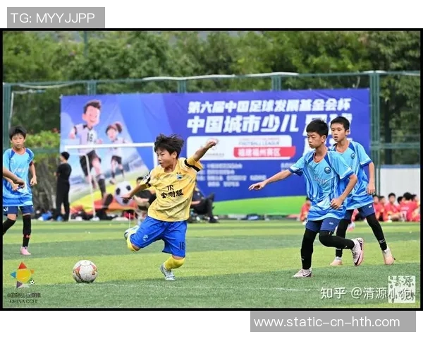 安徽足球队员奋勇拼搏展现青春风采助力地方足球发展新篇章